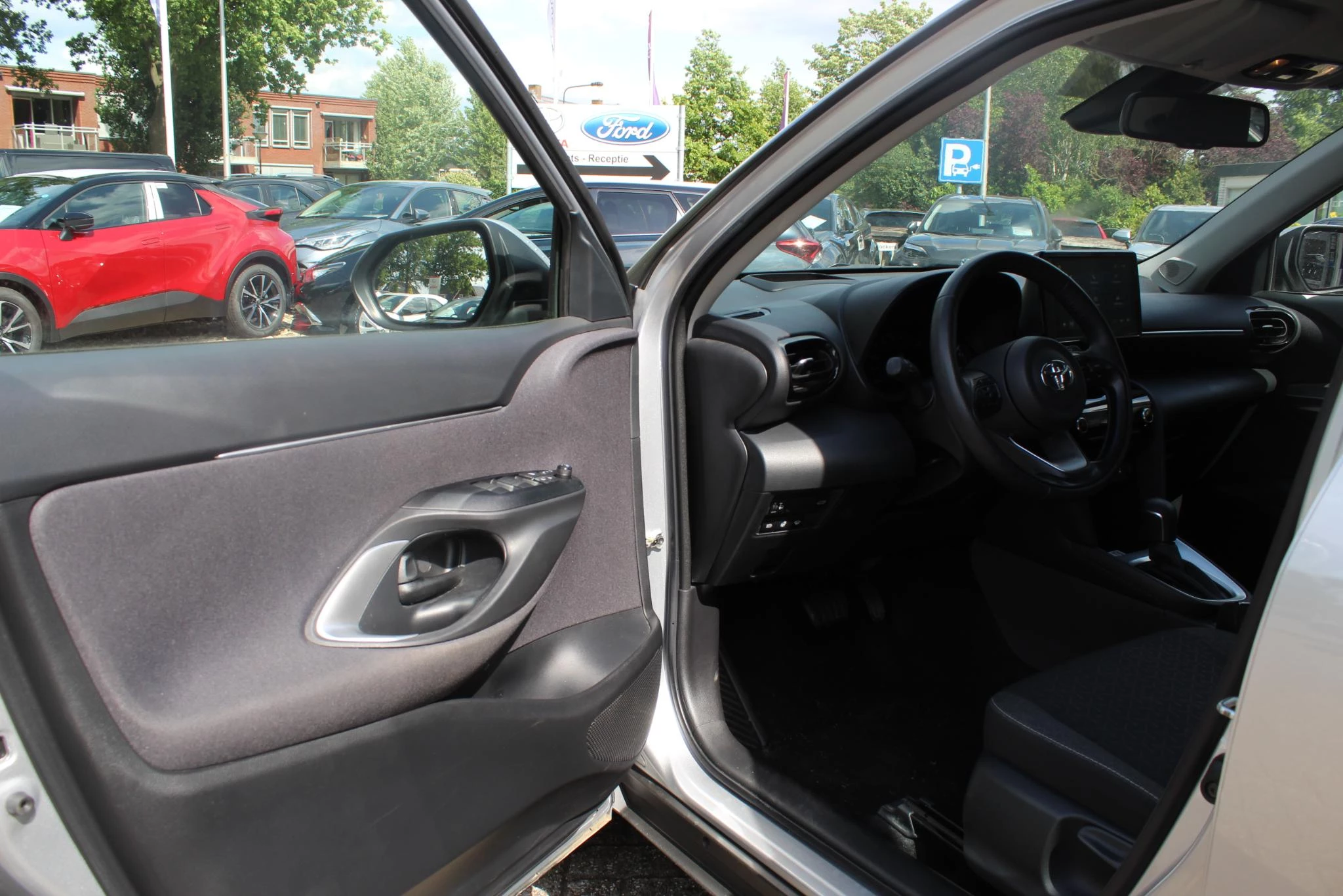 Hoofdafbeelding Toyota Yaris Cross