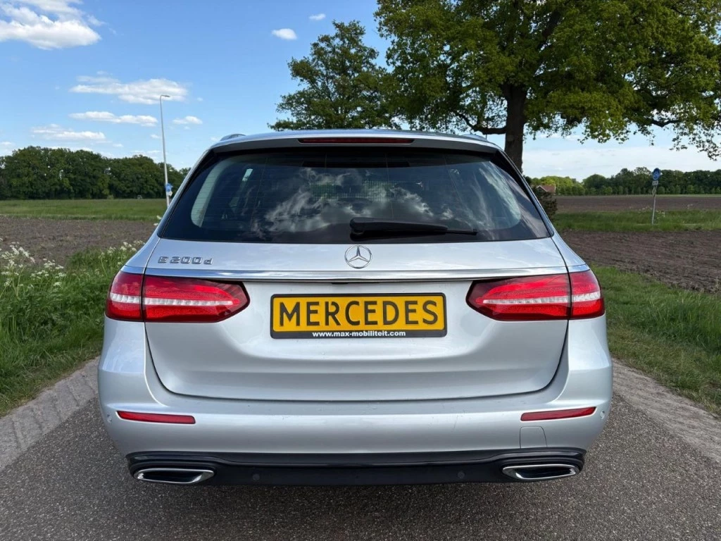 Hoofdafbeelding Mercedes-Benz 200