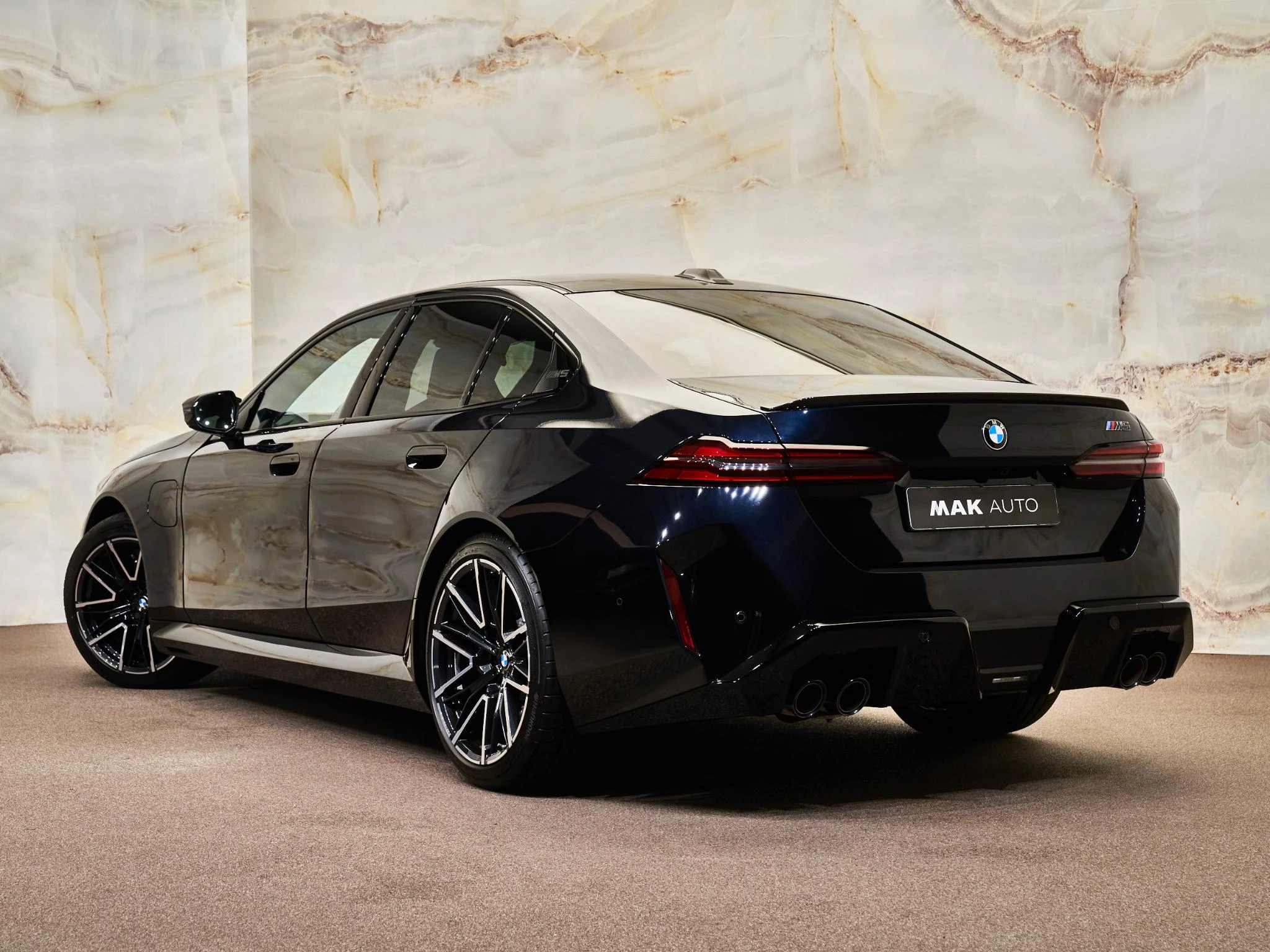 Hoofdafbeelding BMW M5