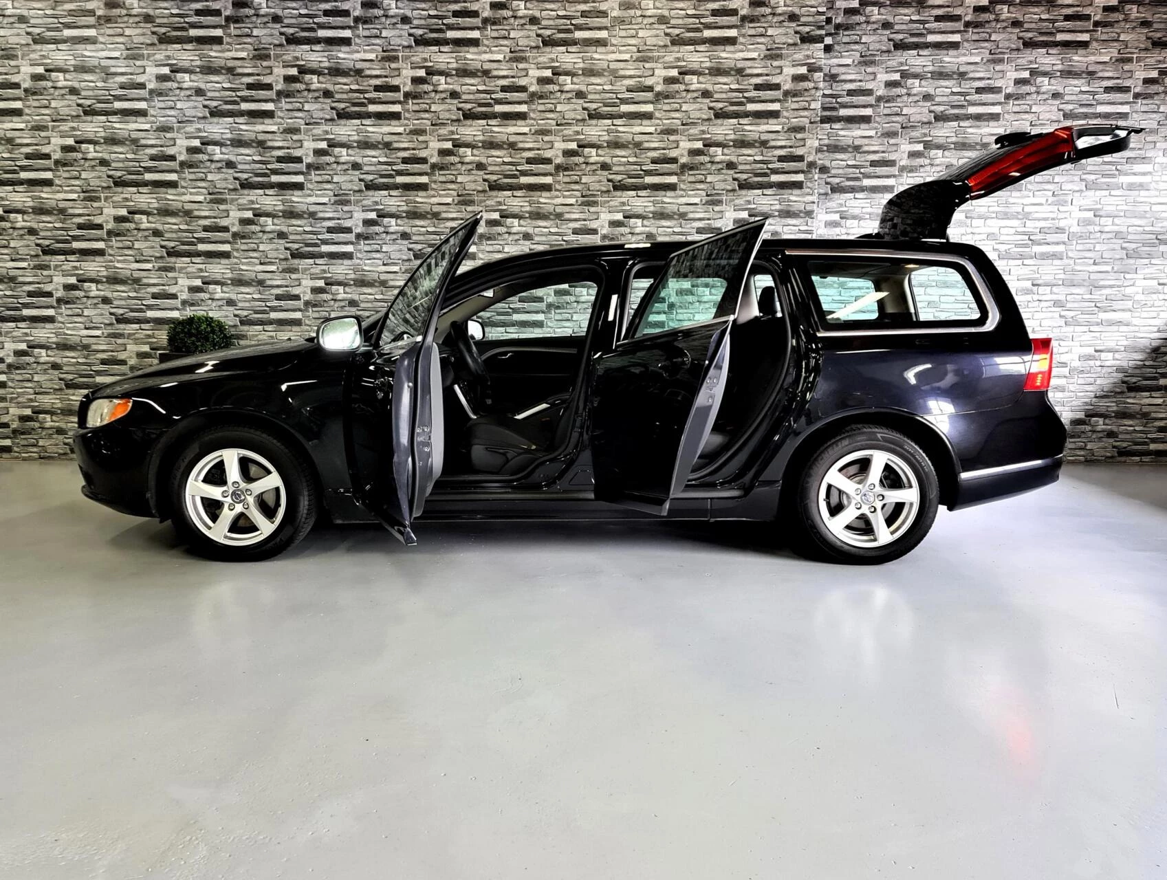 Hoofdafbeelding Volvo V70