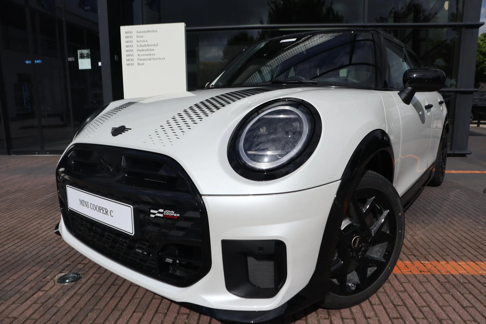 Hoofdafbeelding MINI 5-deurs