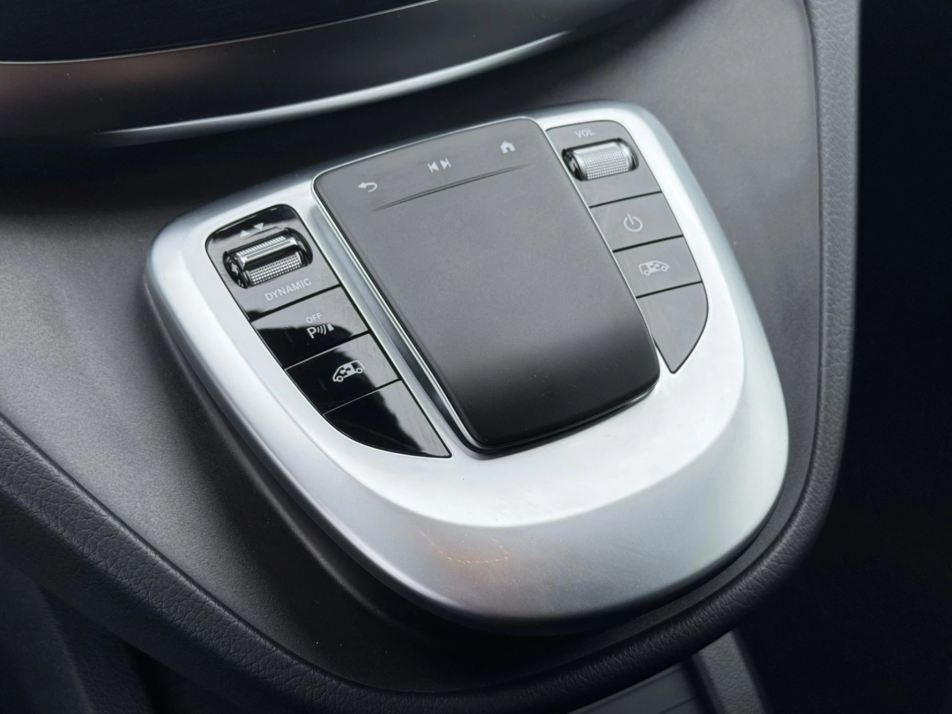 Hoofdafbeelding Mercedes-Benz EQV