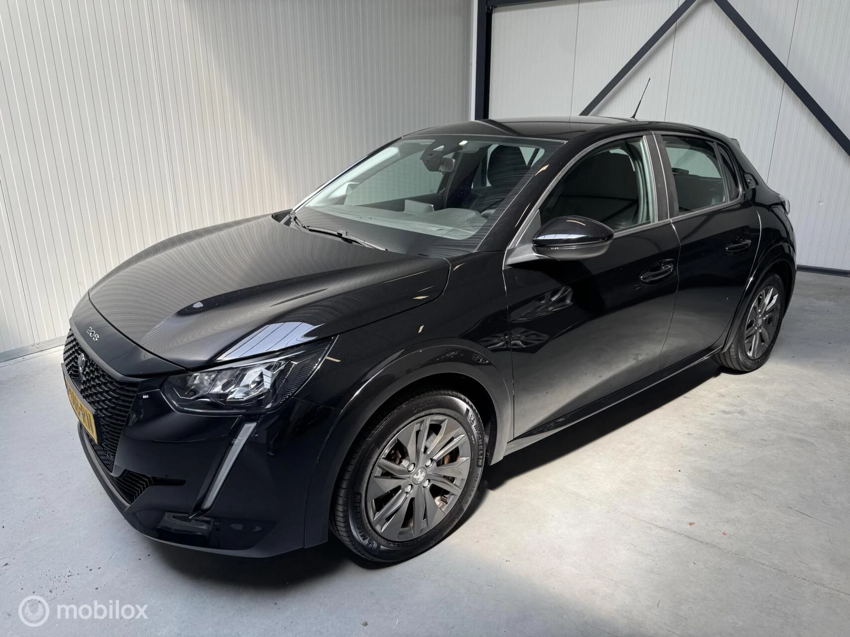 Hoofdafbeelding Peugeot e-208