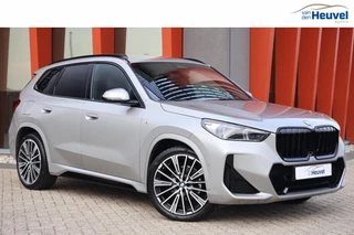 BMW X1 sDrive18i M-Sport | Leder | Panoramadak | Harman Kardon | HUD | 360° Camera | Comfort Acces