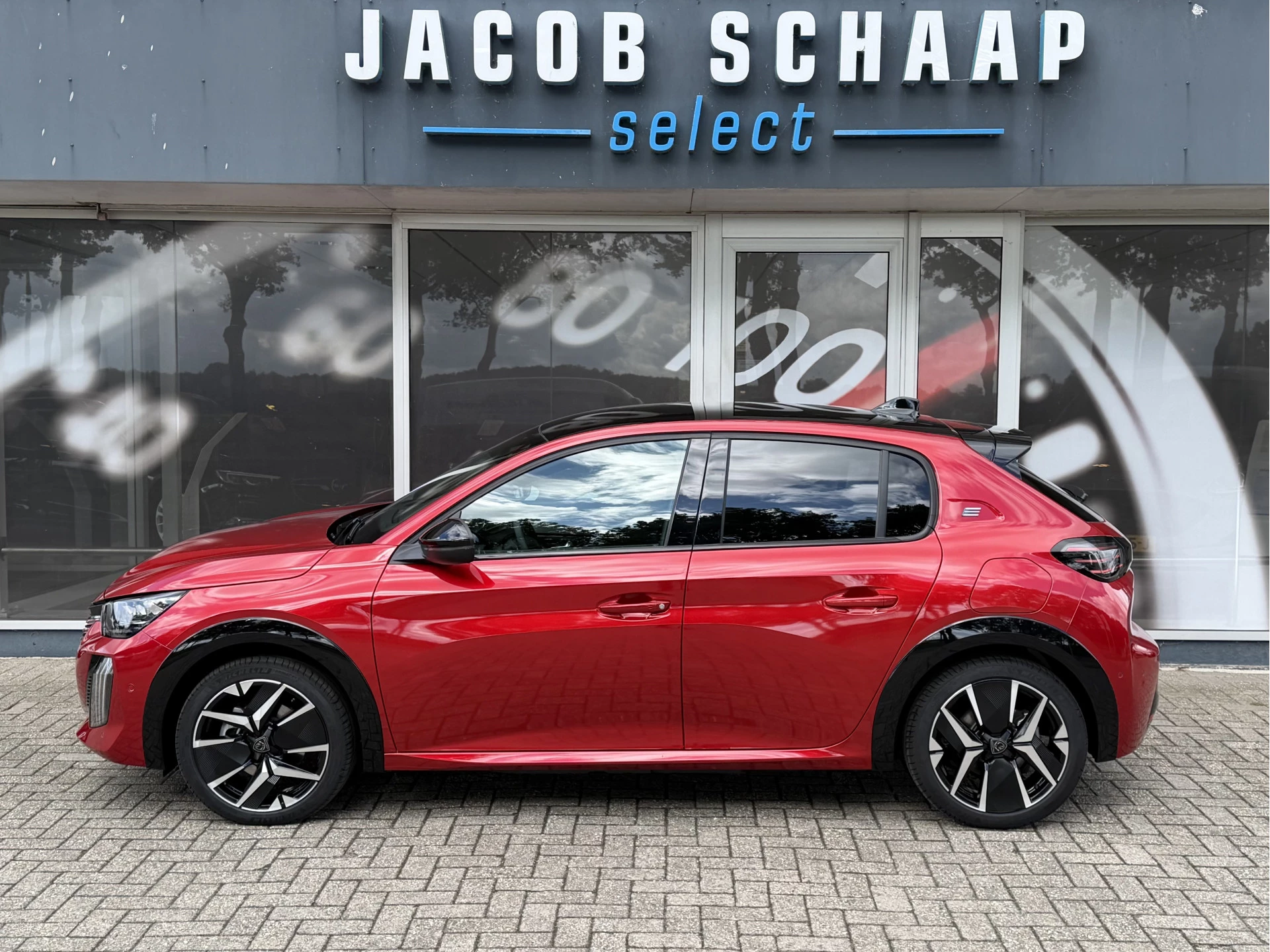 Hoofdafbeelding Peugeot e-208