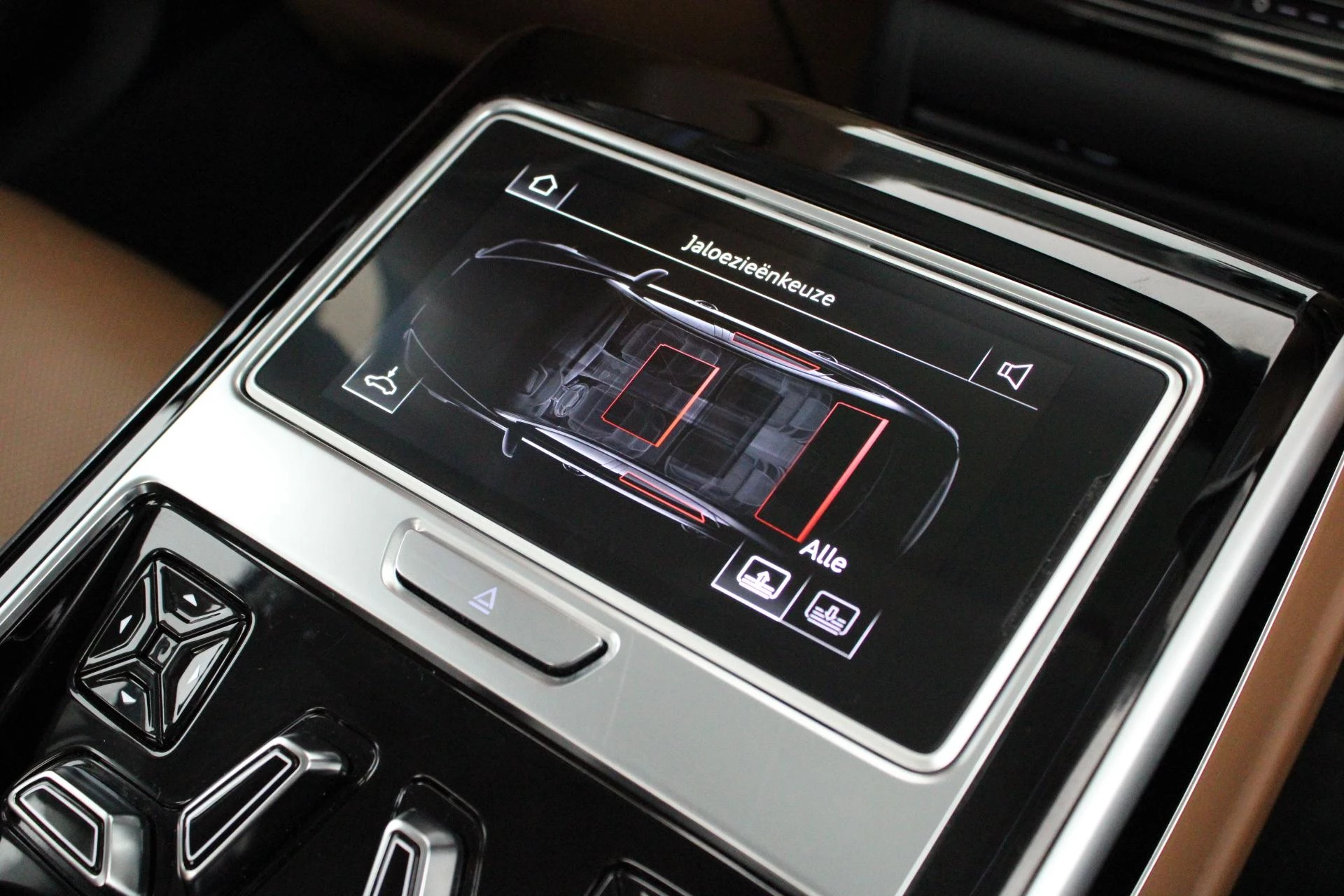 Hoofdafbeelding Audi A8