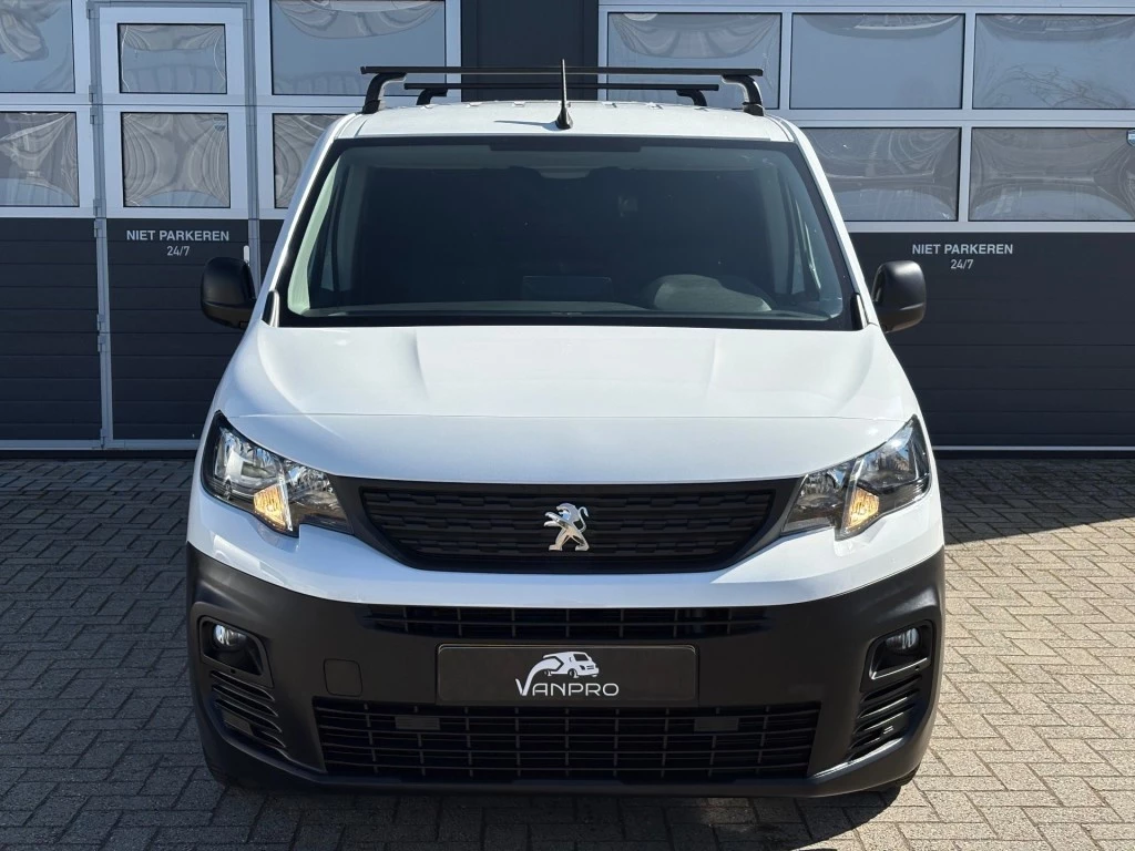 Hoofdafbeelding Peugeot Partner