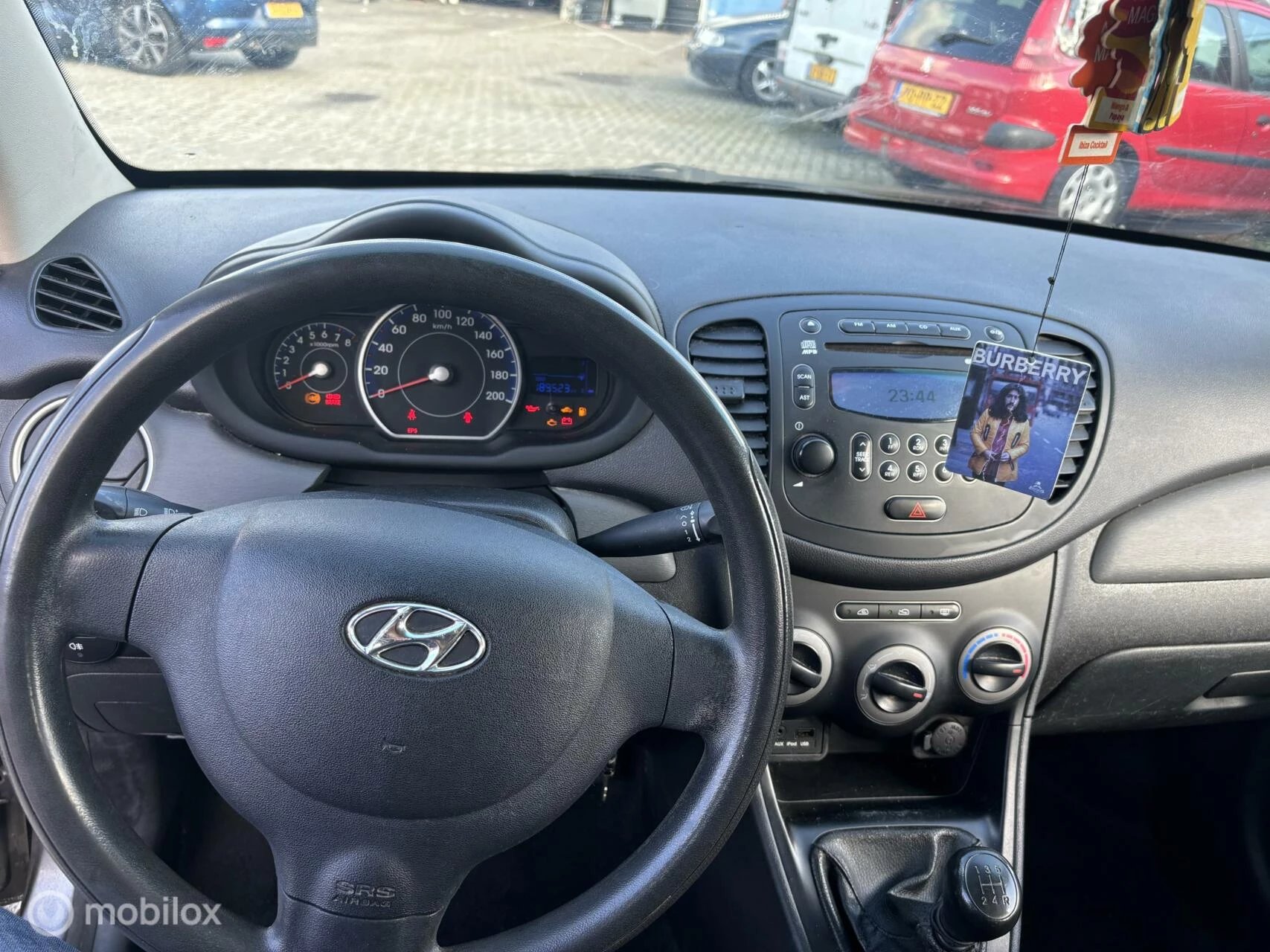 Hoofdafbeelding Hyundai i10