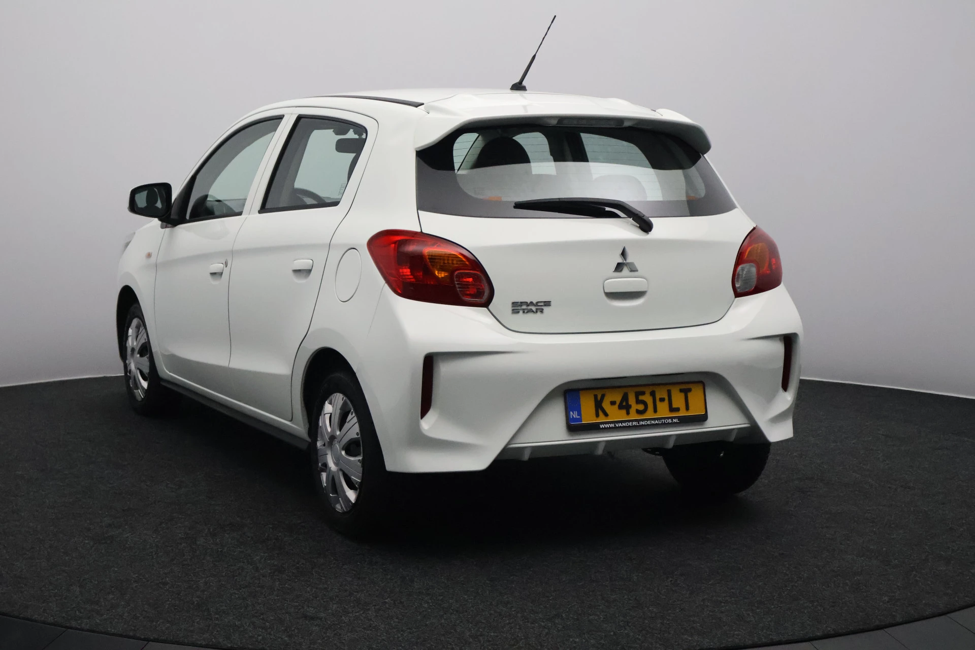 Hoofdafbeelding Mitsubishi Space Star