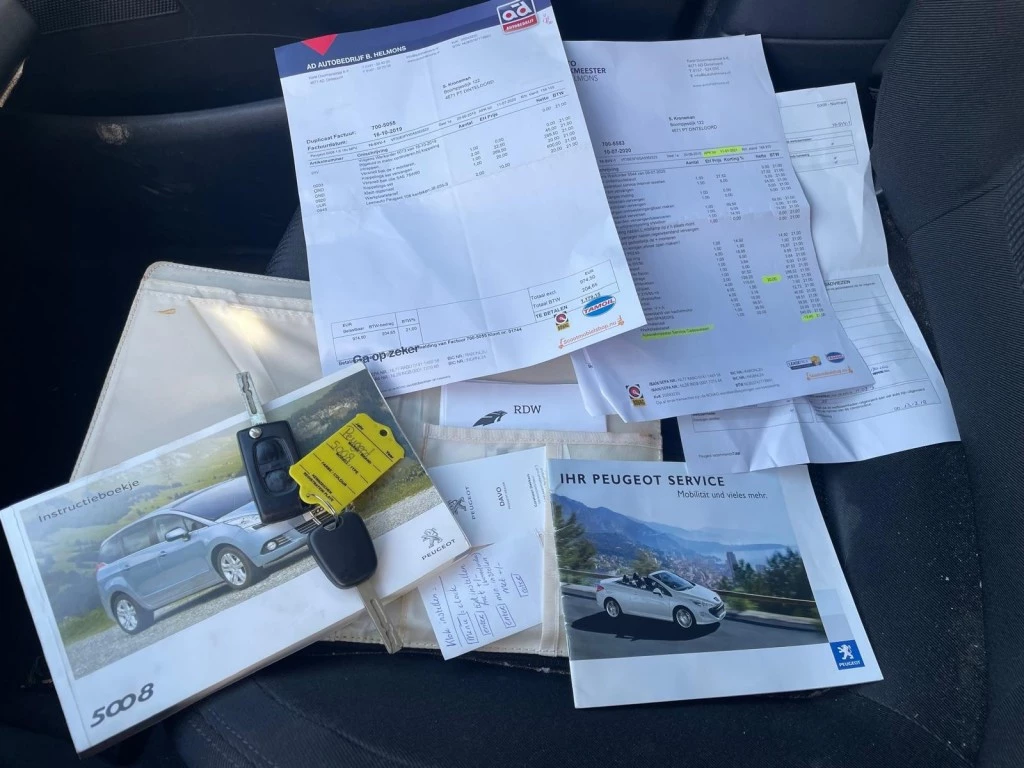 Hoofdafbeelding Peugeot 5008