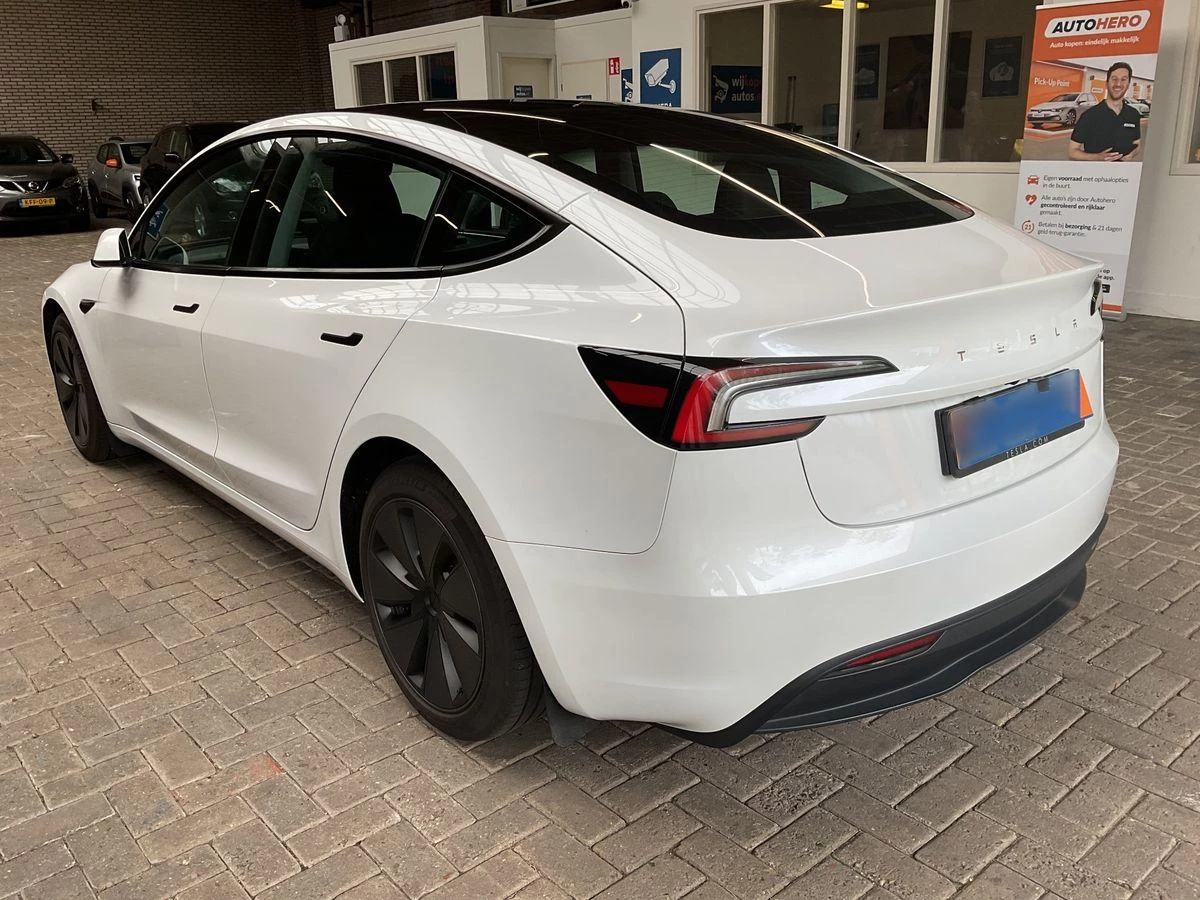 Hoofdafbeelding Tesla Model 3