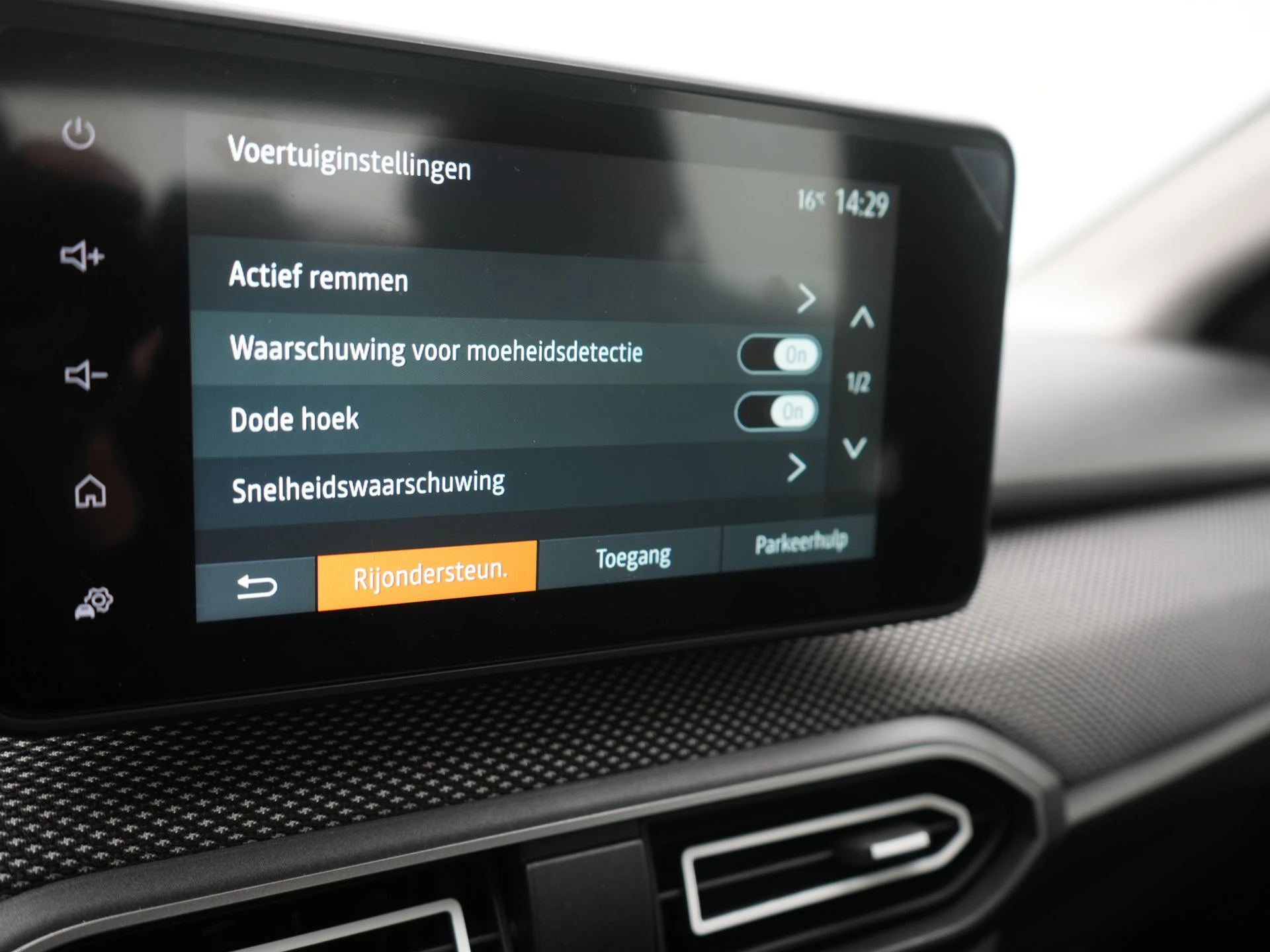 Hoofdafbeelding Dacia Sandero