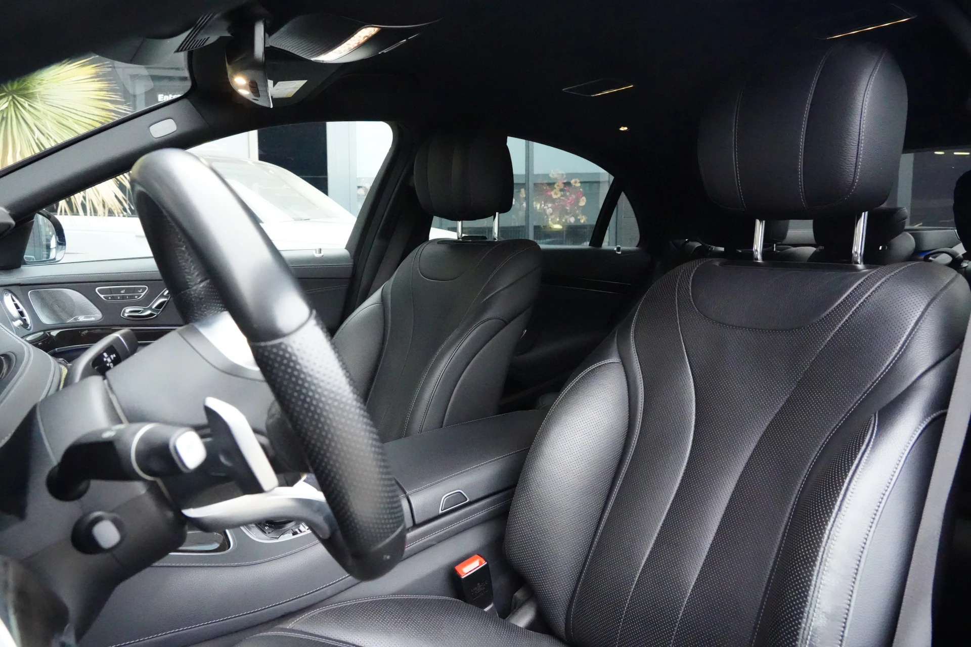 Hoofdafbeelding Mercedes-Benz S-Klasse