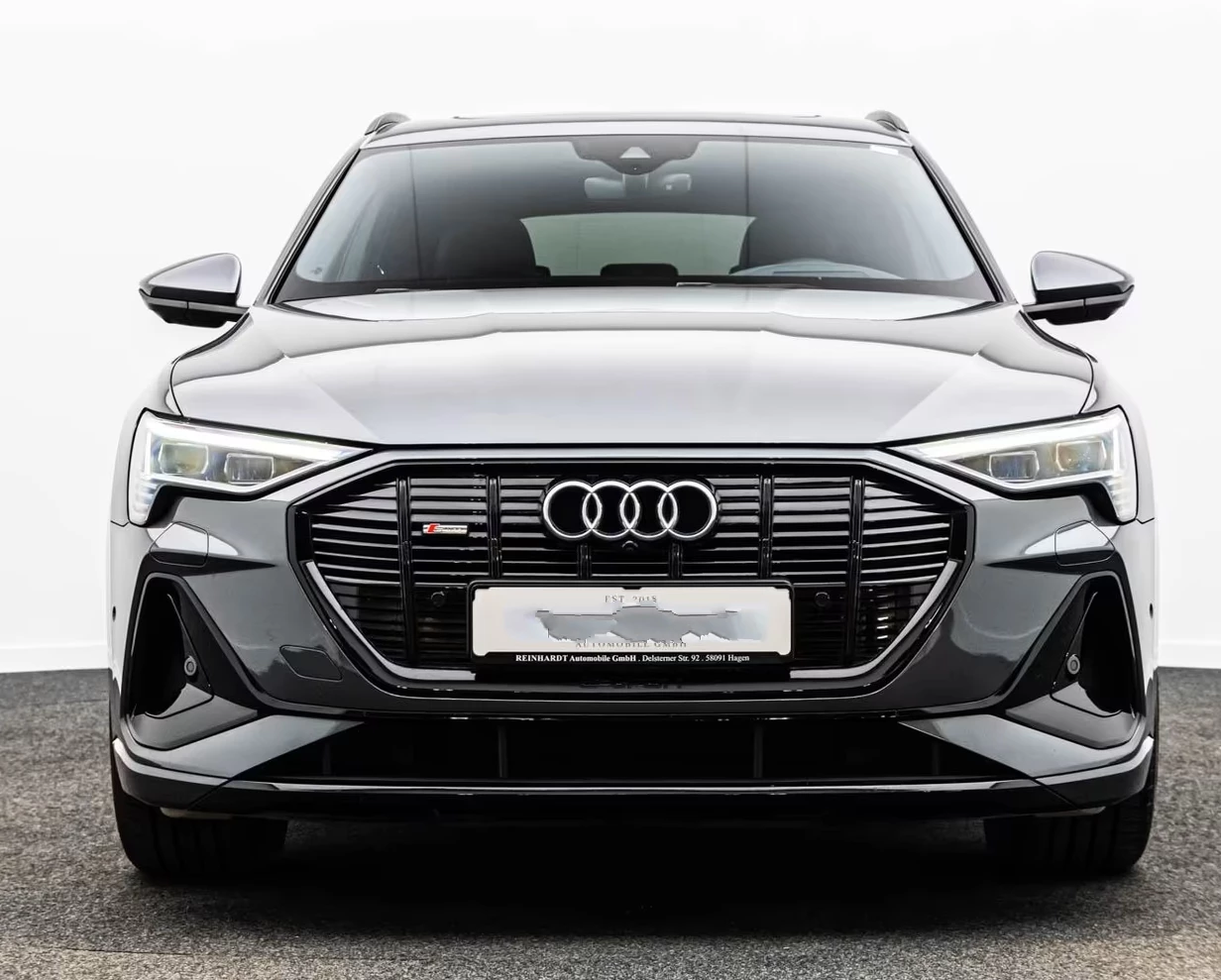 Hoofdafbeelding Audi e-tron