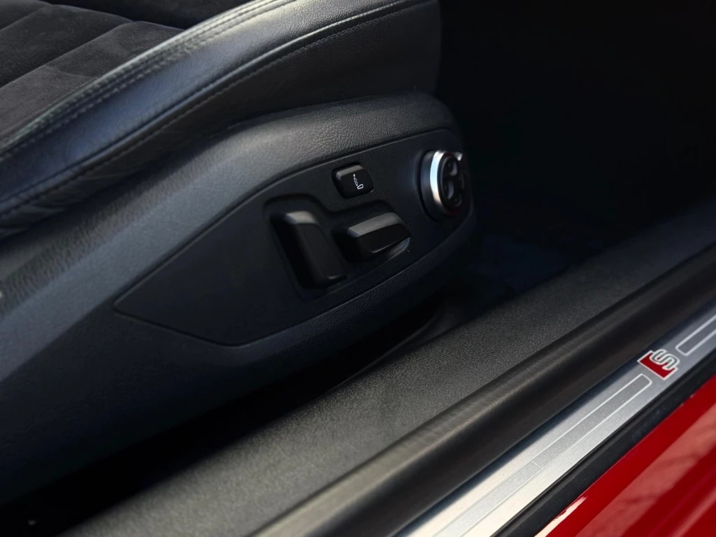 Hoofdafbeelding Audi Cabriolet