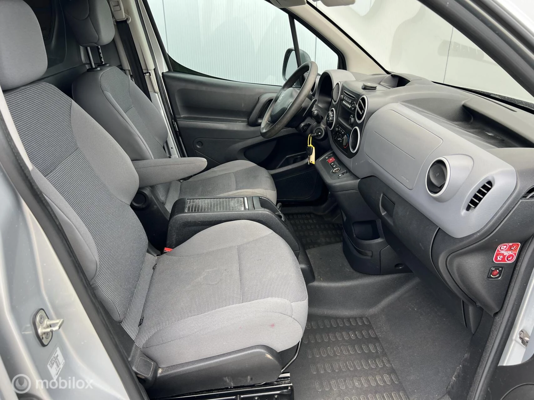 Hoofdafbeelding Peugeot Partner