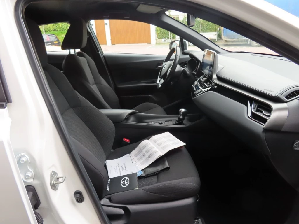 Hoofdafbeelding Toyota C-HR