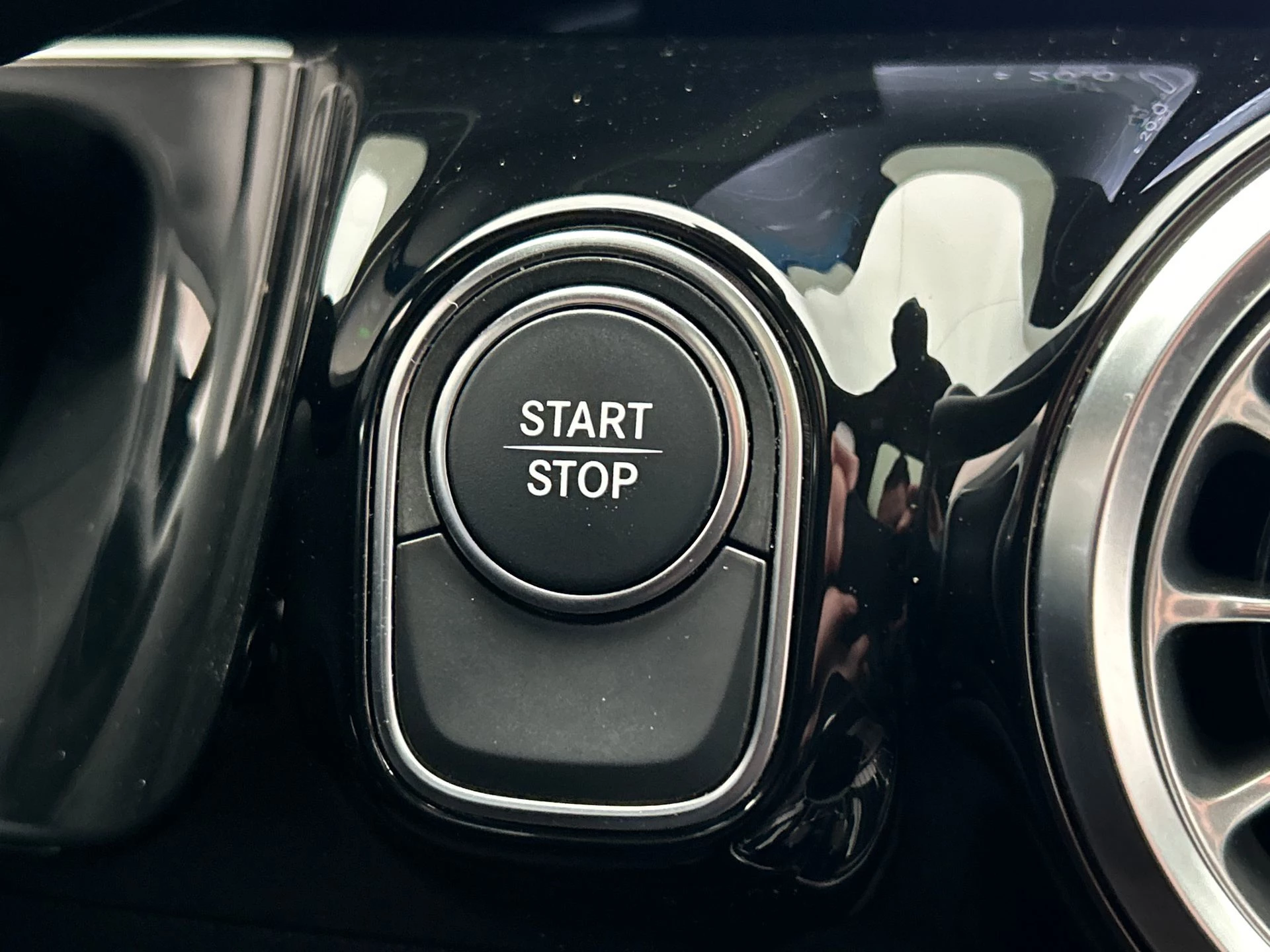 Hoofdafbeelding Mercedes-Benz EQA