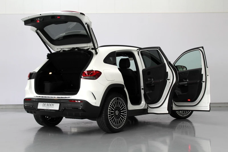 Hoofdafbeelding Mercedes-Benz EQA