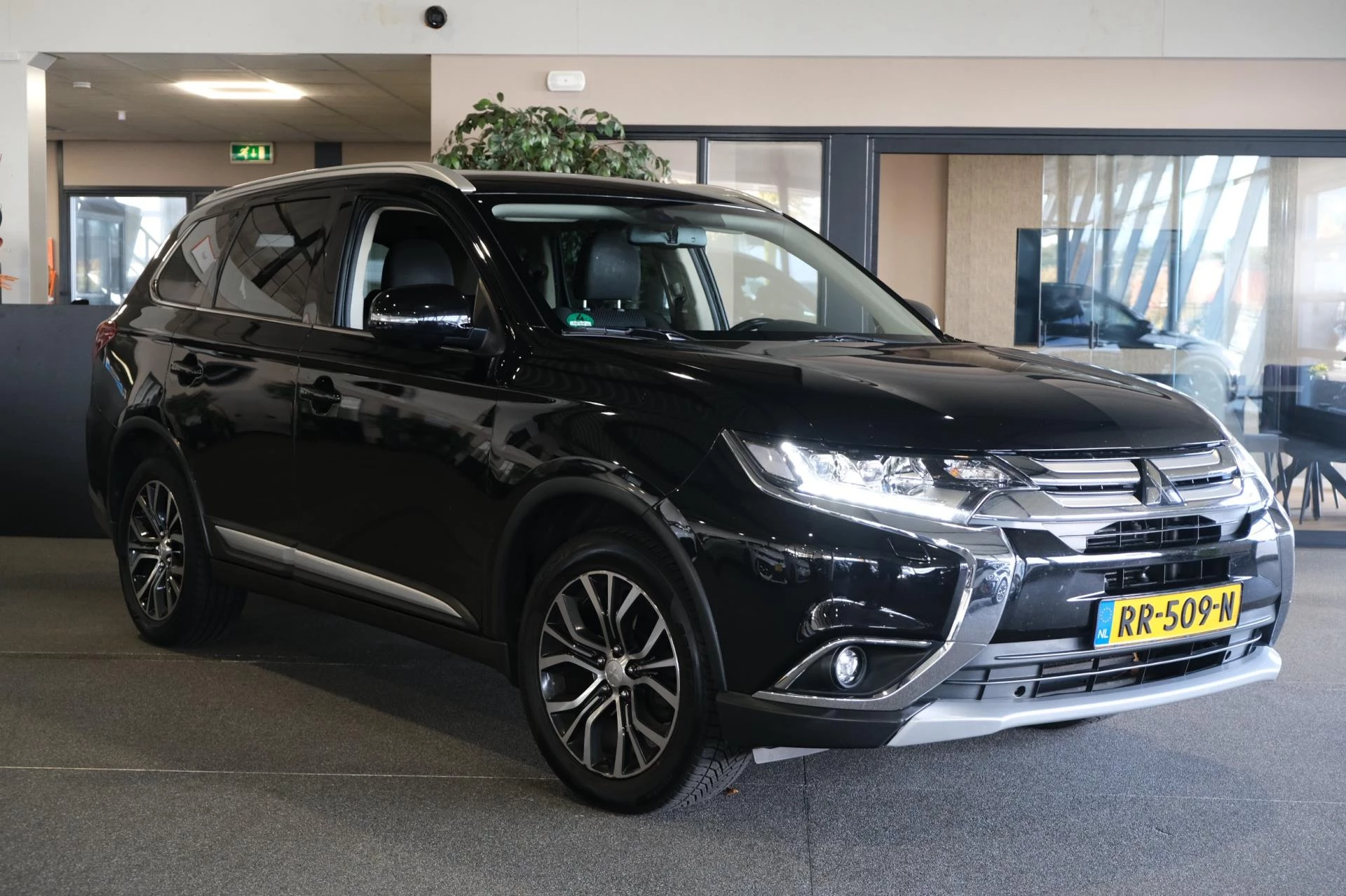 Hoofdafbeelding Mitsubishi Outlander