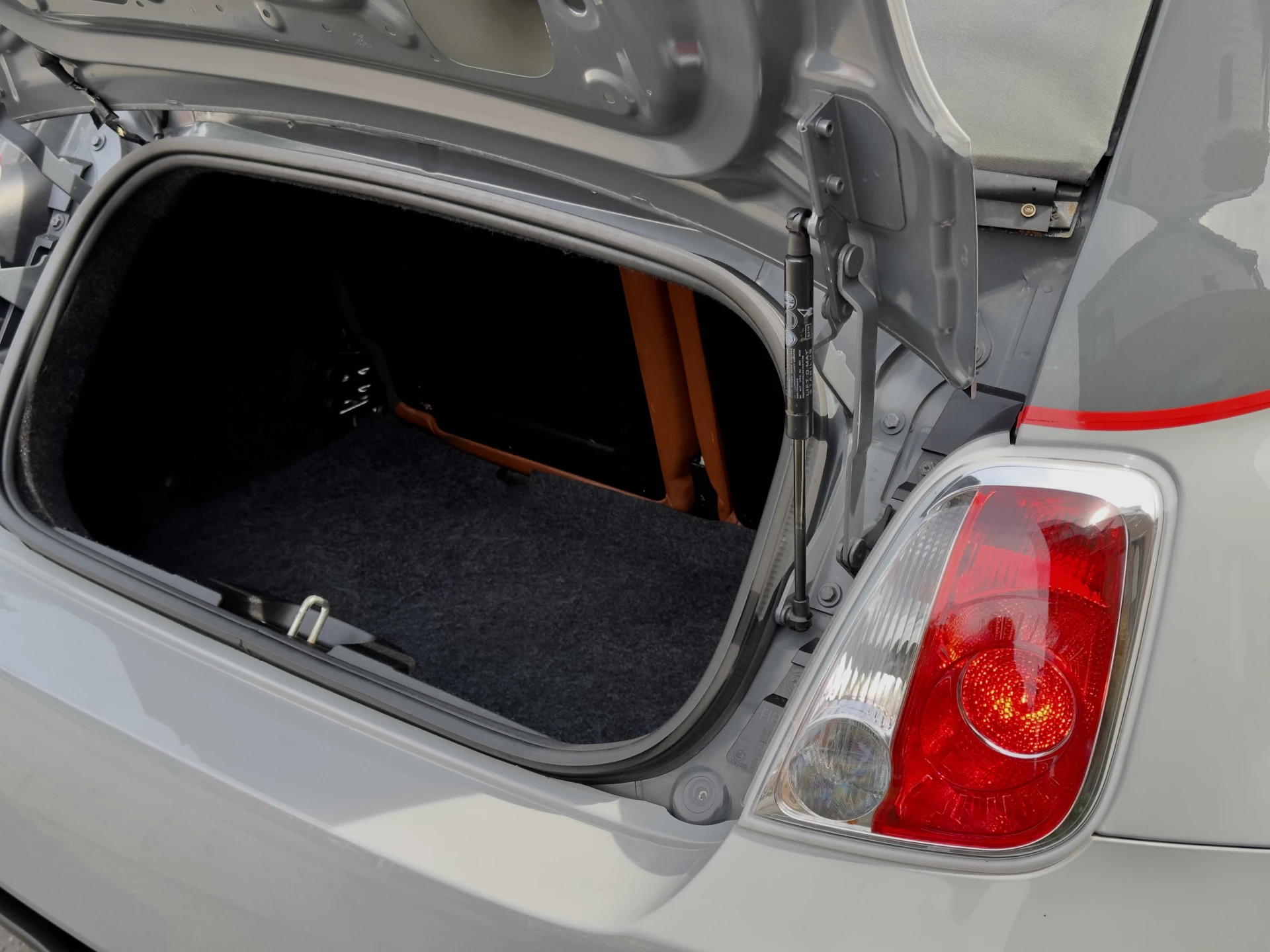 Hoofdafbeelding Fiat 500C