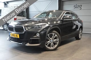 Hoofdafbeelding BMW X2 BMW X2 sDrive18i High Executive navi clima cruise led pdc 18 inch !!