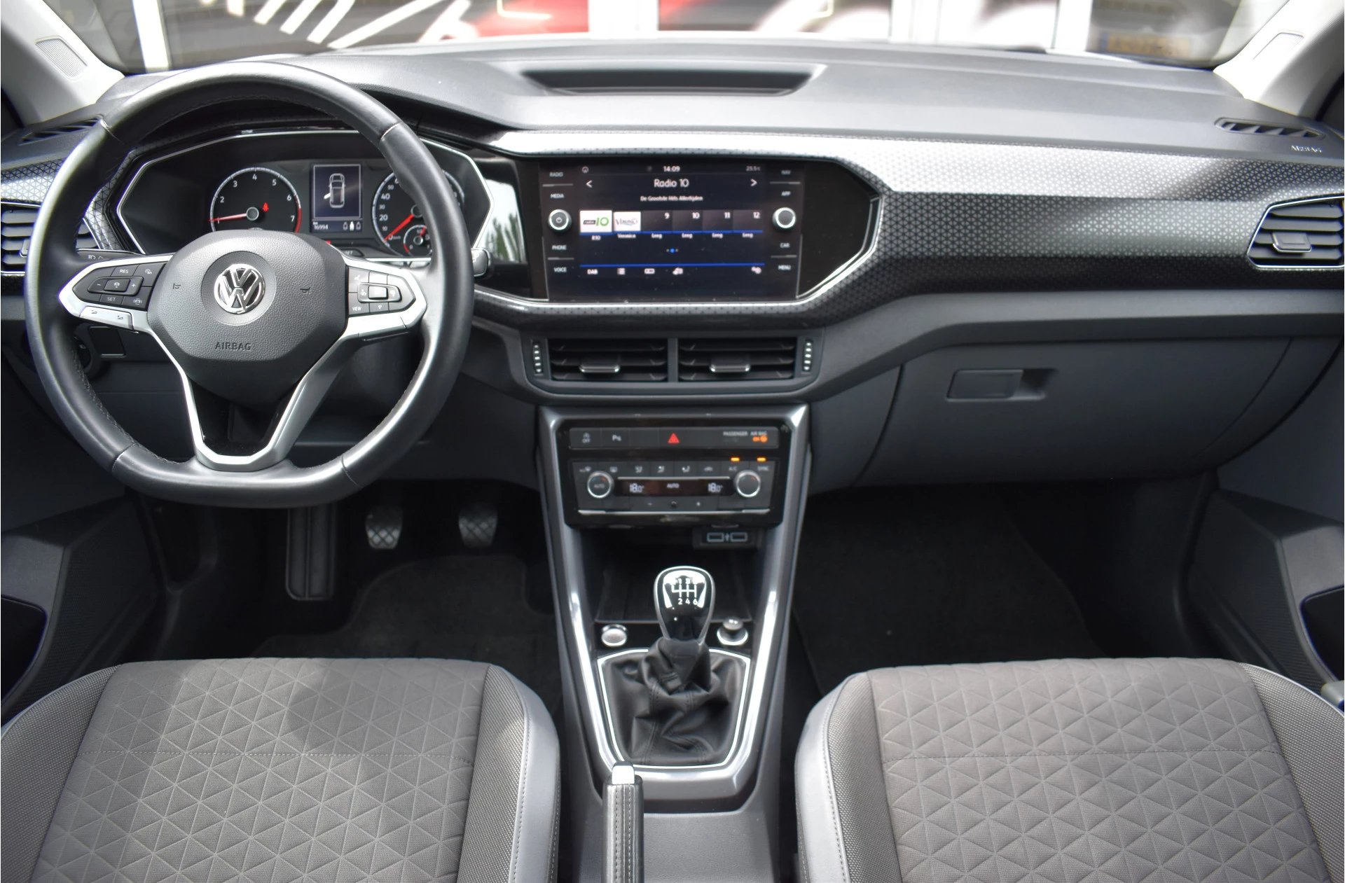 Hoofdafbeelding Volkswagen T-Cross