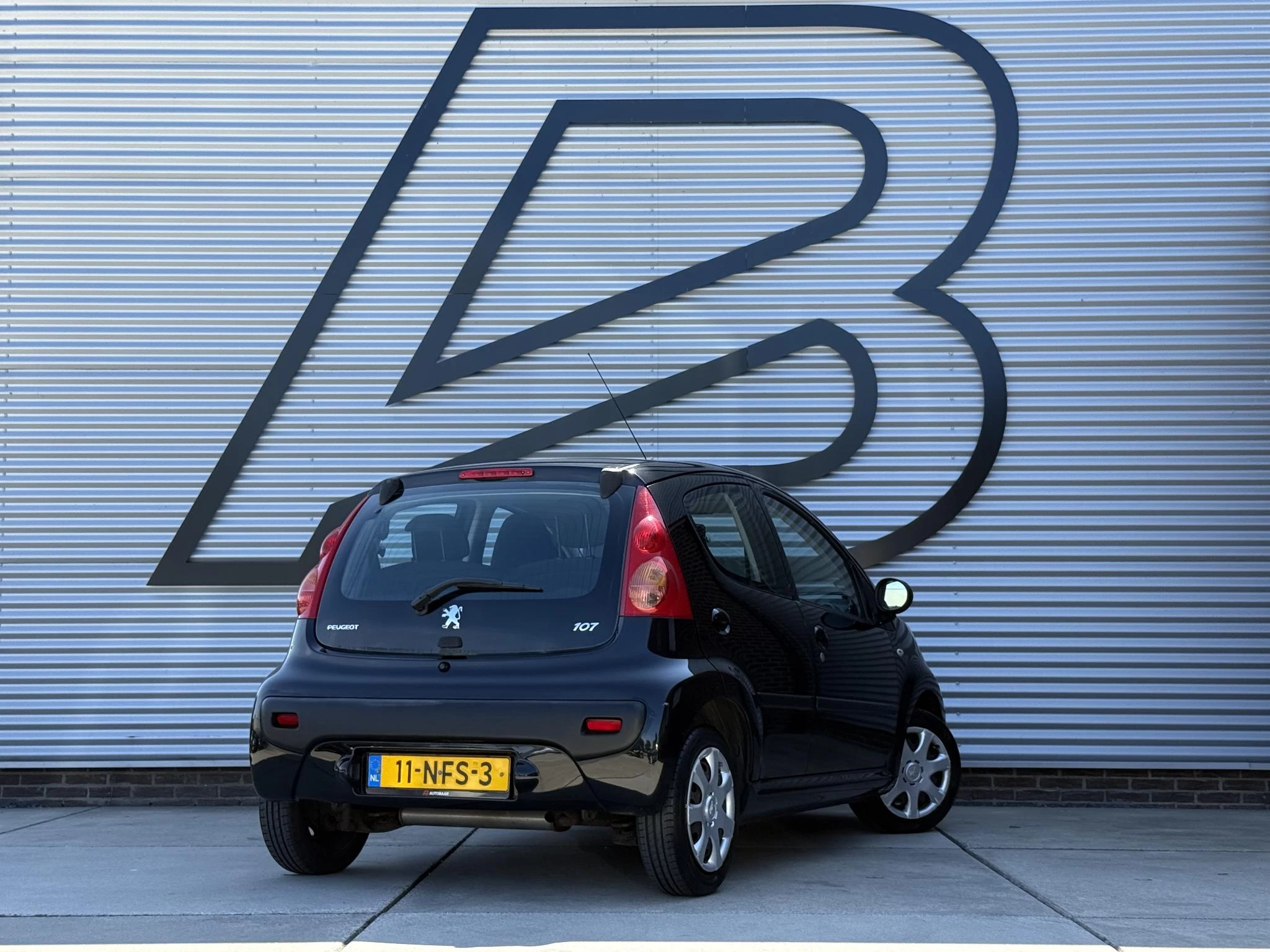 Hoofdafbeelding Peugeot 107