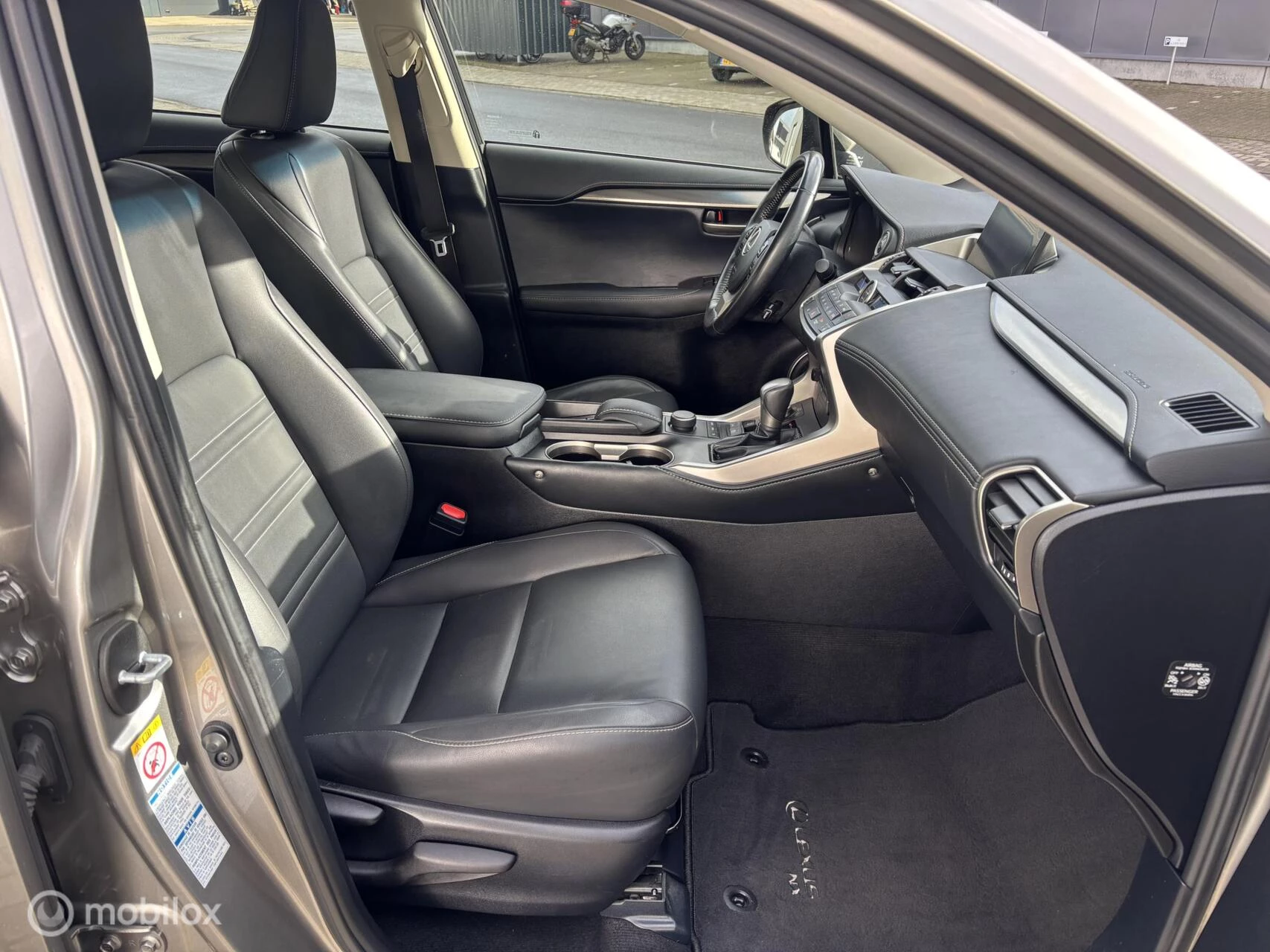 Hoofdafbeelding Lexus NX