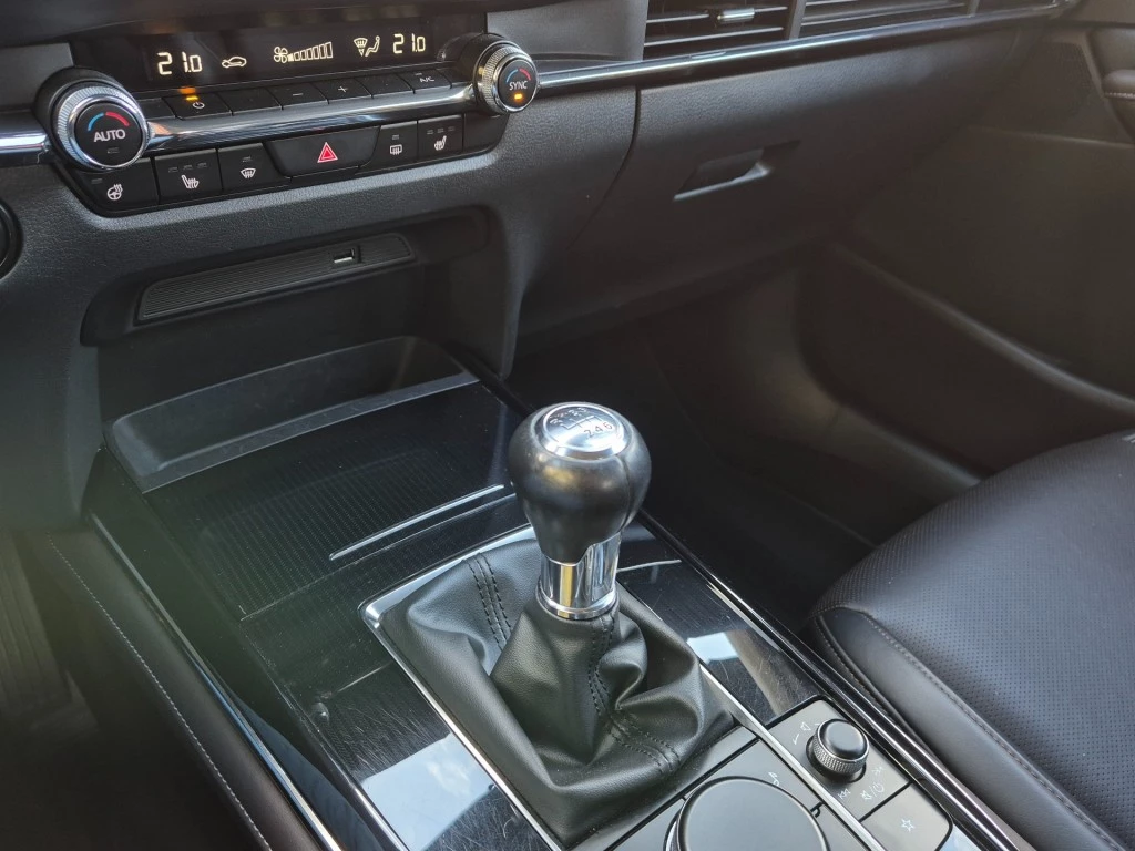 Hoofdafbeelding Mazda CX-30