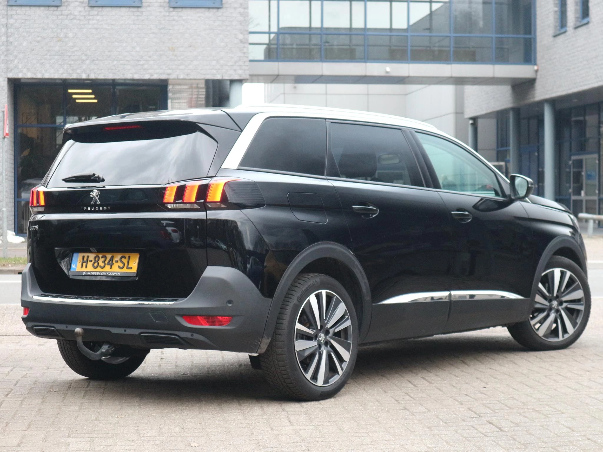 Hoofdafbeelding Peugeot 5008