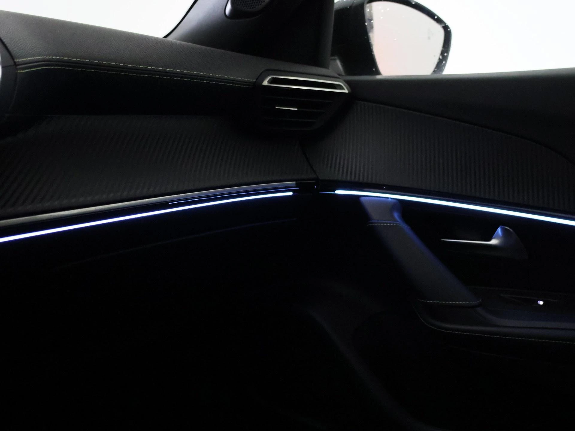 Hoofdafbeelding Peugeot e-2008