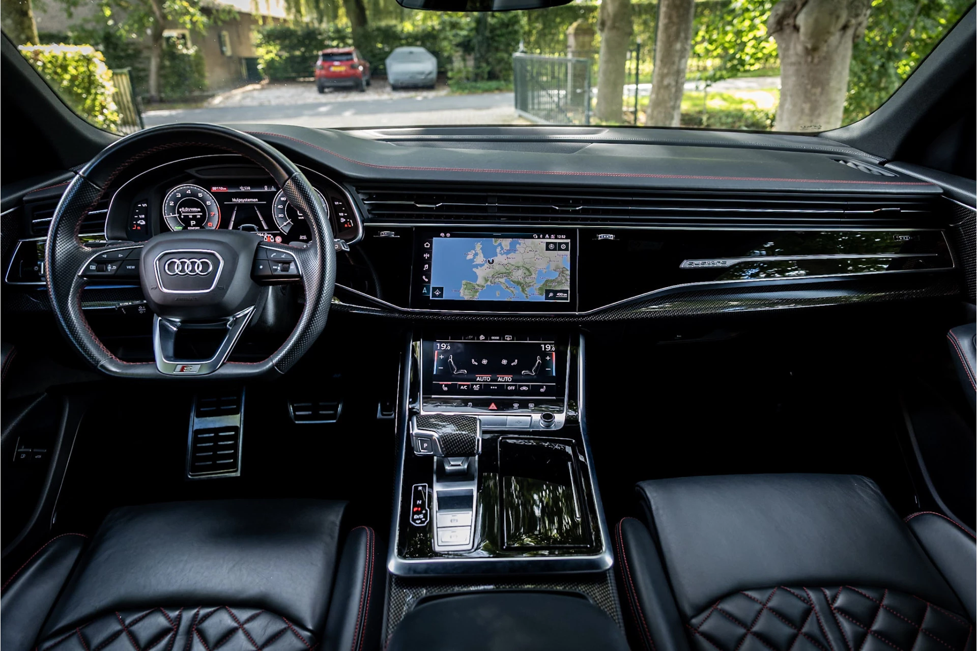 Hoofdafbeelding Audi Q8