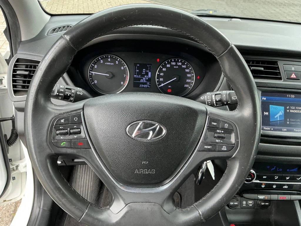 Hoofdafbeelding Hyundai i20