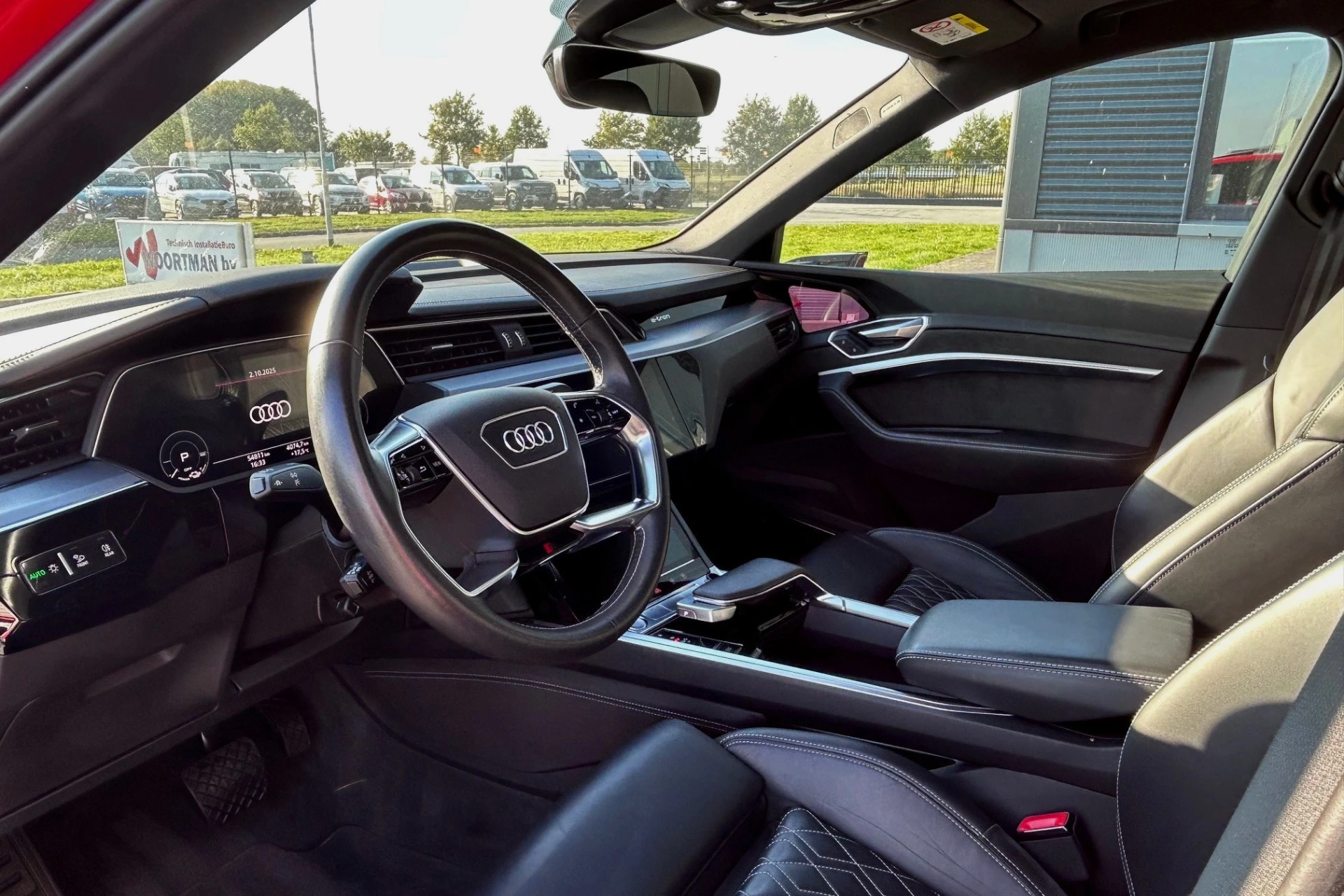 Hoofdafbeelding Audi e-tron