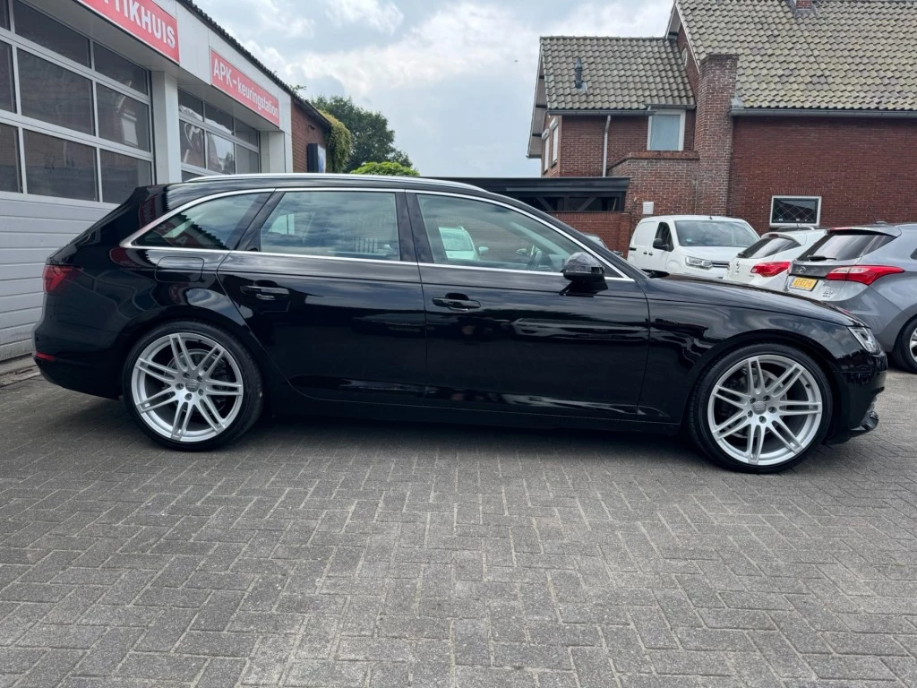 Hoofdafbeelding Audi A4