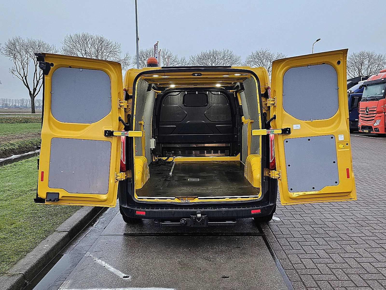 Hoofdafbeelding Ford Transit Custom