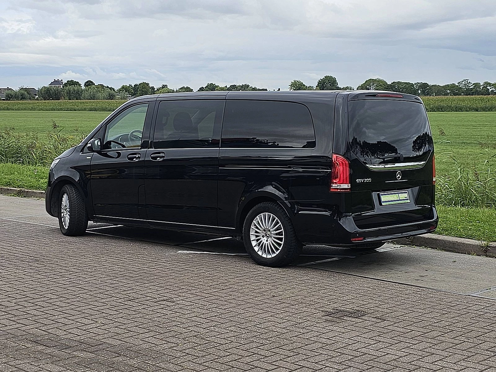 Hoofdafbeelding Mercedes-Benz EQV