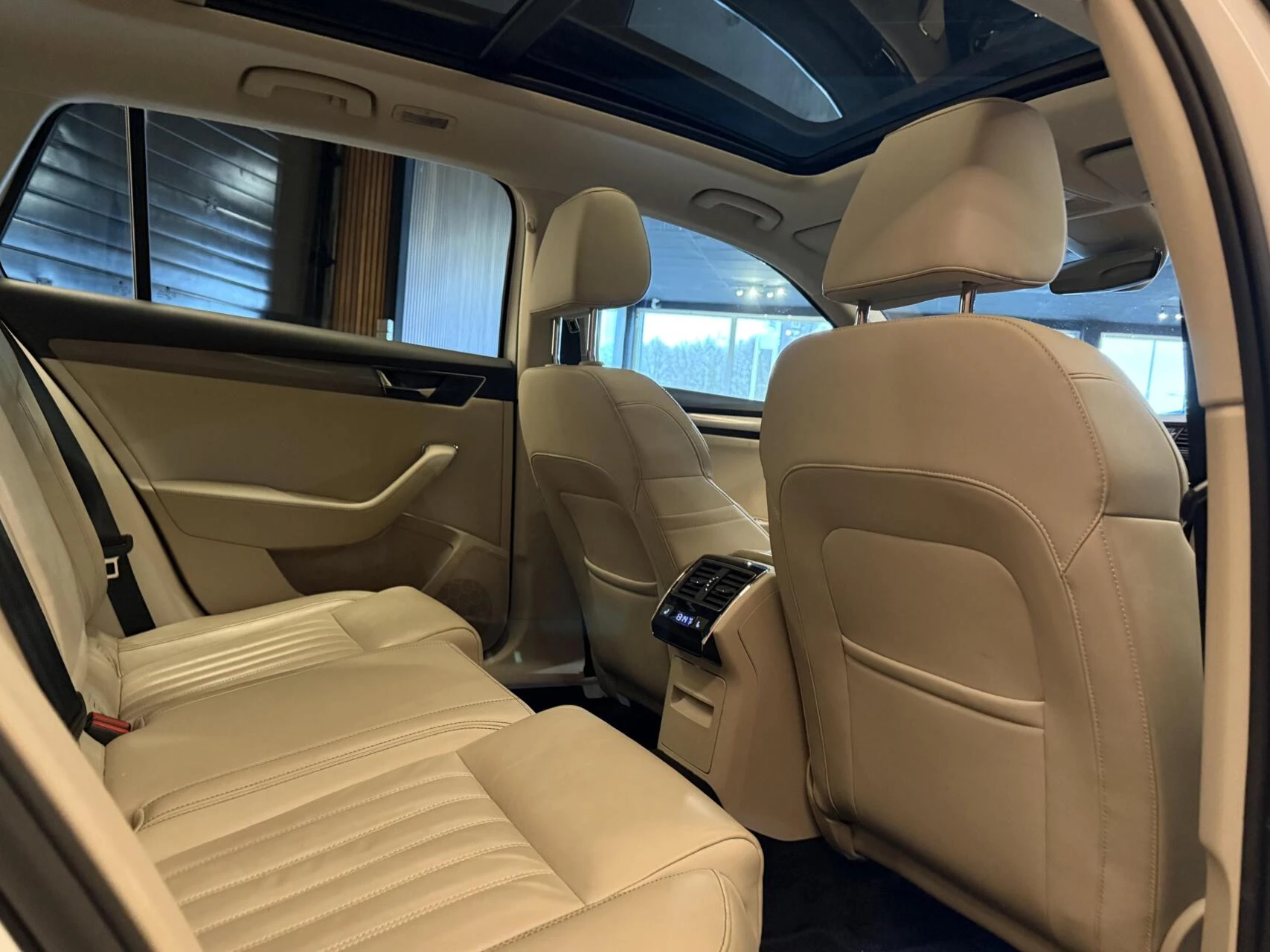 Hoofdafbeelding Škoda Superb