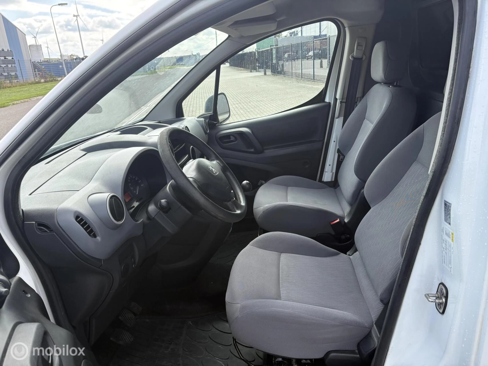 Hoofdafbeelding Peugeot Partner