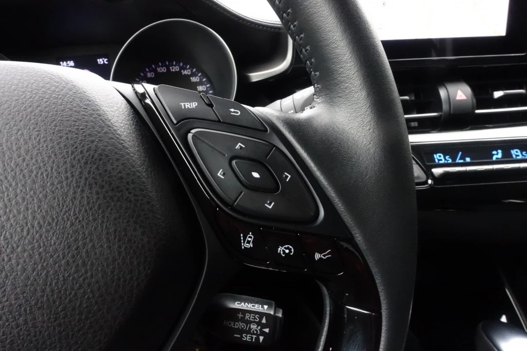 Hoofdafbeelding Toyota C-HR