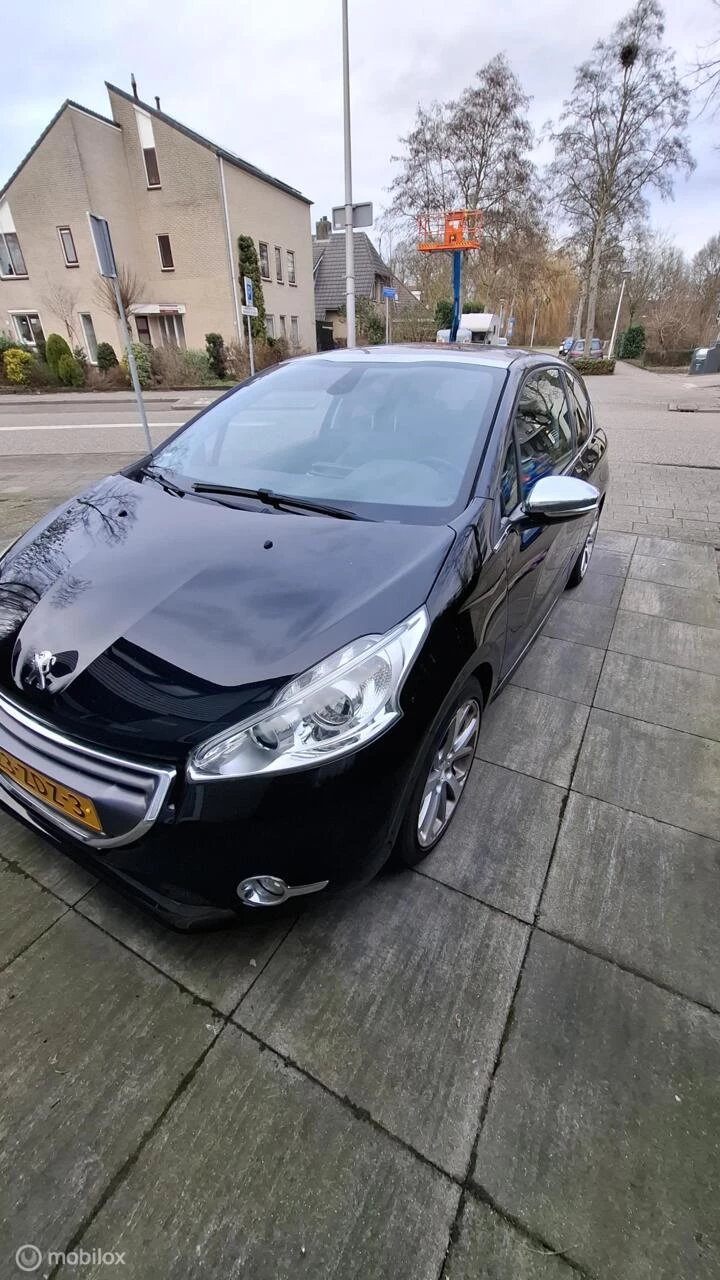 Hoofdafbeelding Peugeot 208
