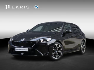 BMW 1 Serie 5-deurs 120 | M Sportpakket | Panodak | Harman Kardon | Driving Assistant | Comfort Access | Getint Glas | Verwarmd Stuurwiel | Sporstoelen | 18'' LMV
