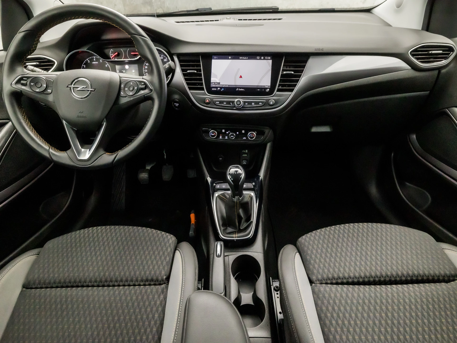 Hoofdafbeelding Opel Crossland X