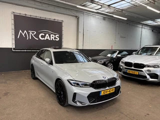 Hoofdafbeelding BMW 3 Serie BMW 3-serie 330e M-Sport Camera/Head up/Schuifdak