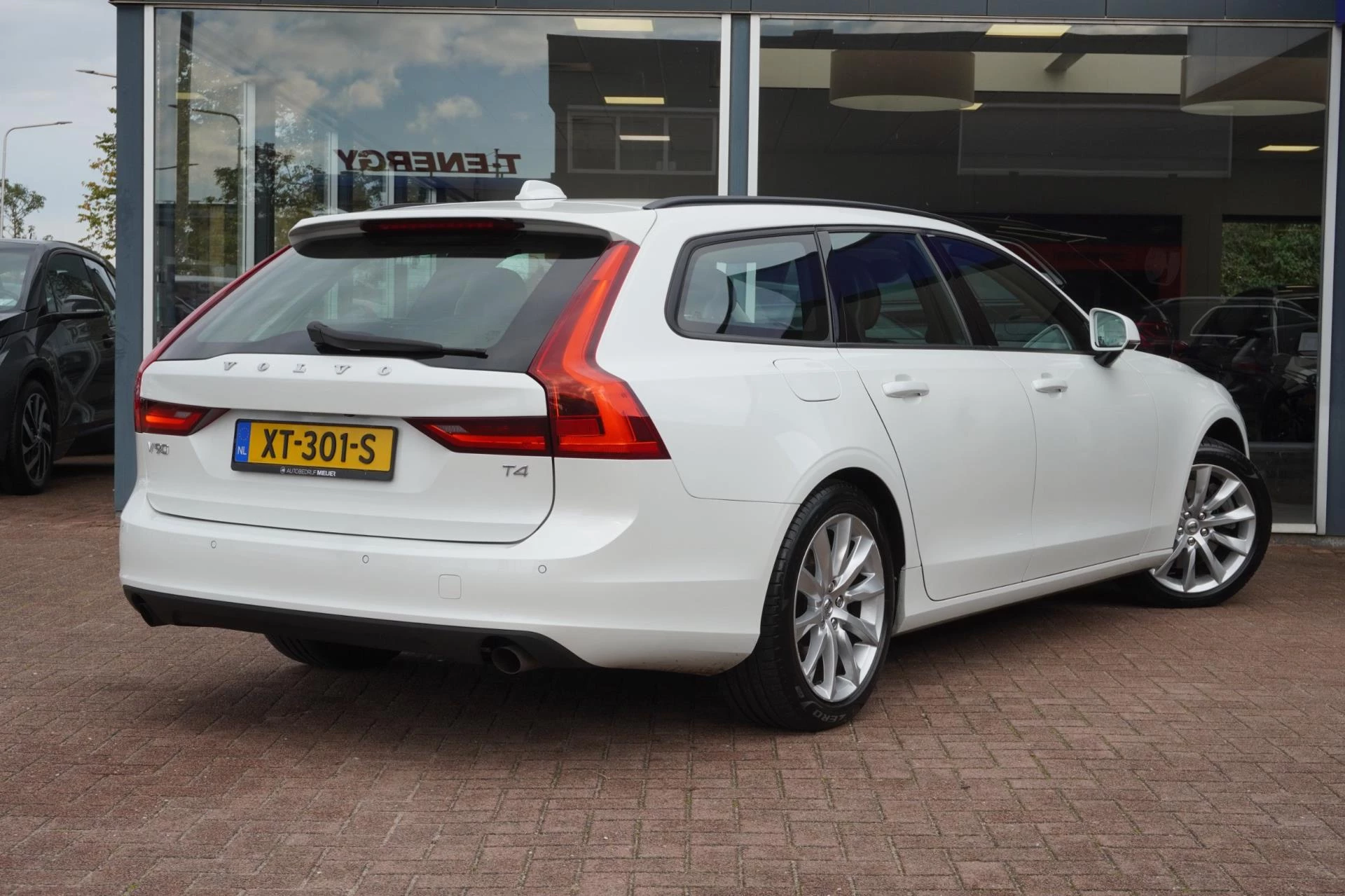 Hoofdafbeelding Volvo V90