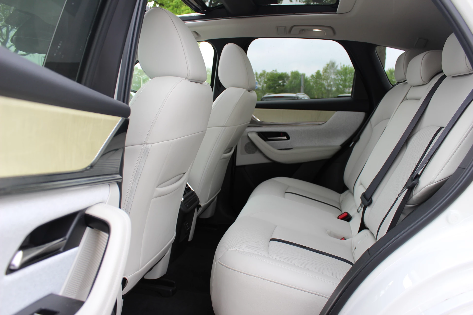Hoofdafbeelding Mazda CX-60
