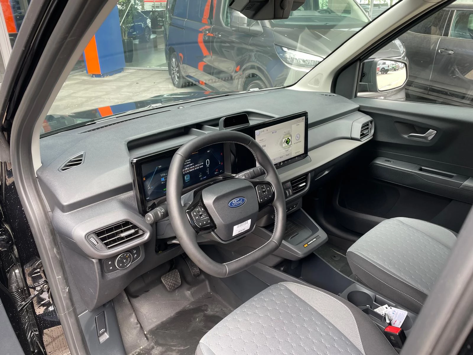 Hoofdafbeelding Ford E-Transit Courier