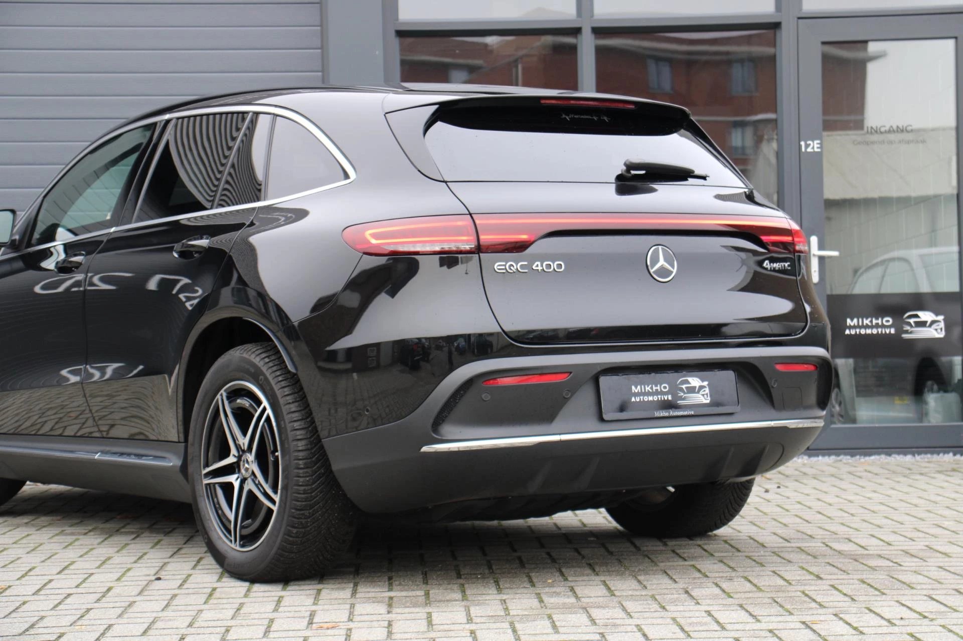 Hoofdafbeelding Mercedes-Benz EQC