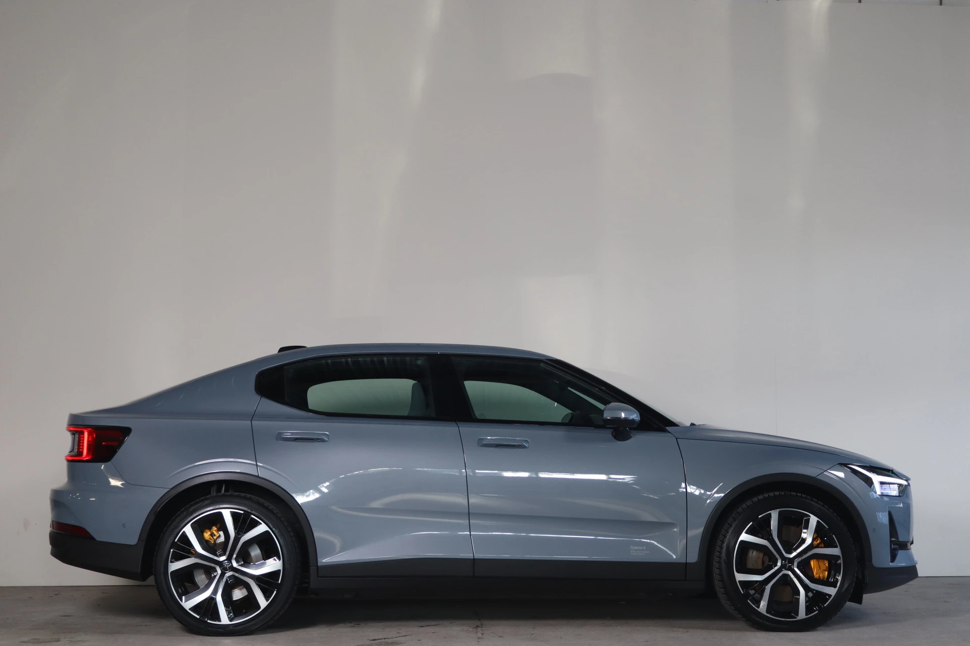 Hoofdafbeelding Polestar 2
